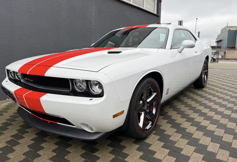 Dodge Challenger 3,6 SRT