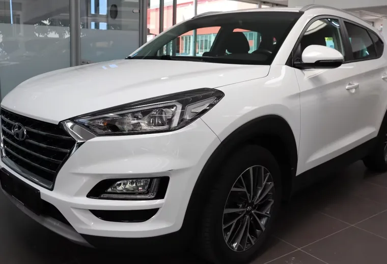 Hyundai Tucson 1.6 AT